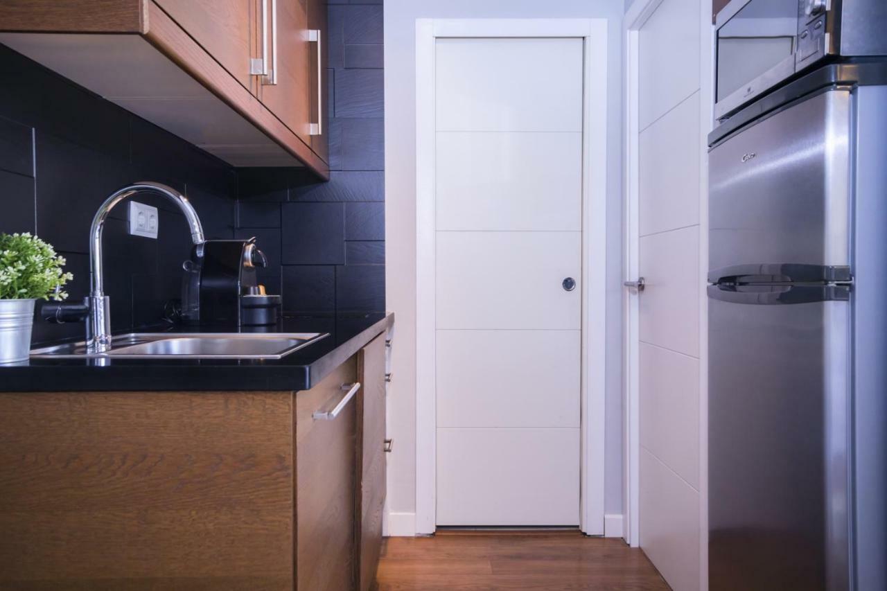 מאלגה Malagueta Cool Beach Apartment מראה חיצוני תמונה